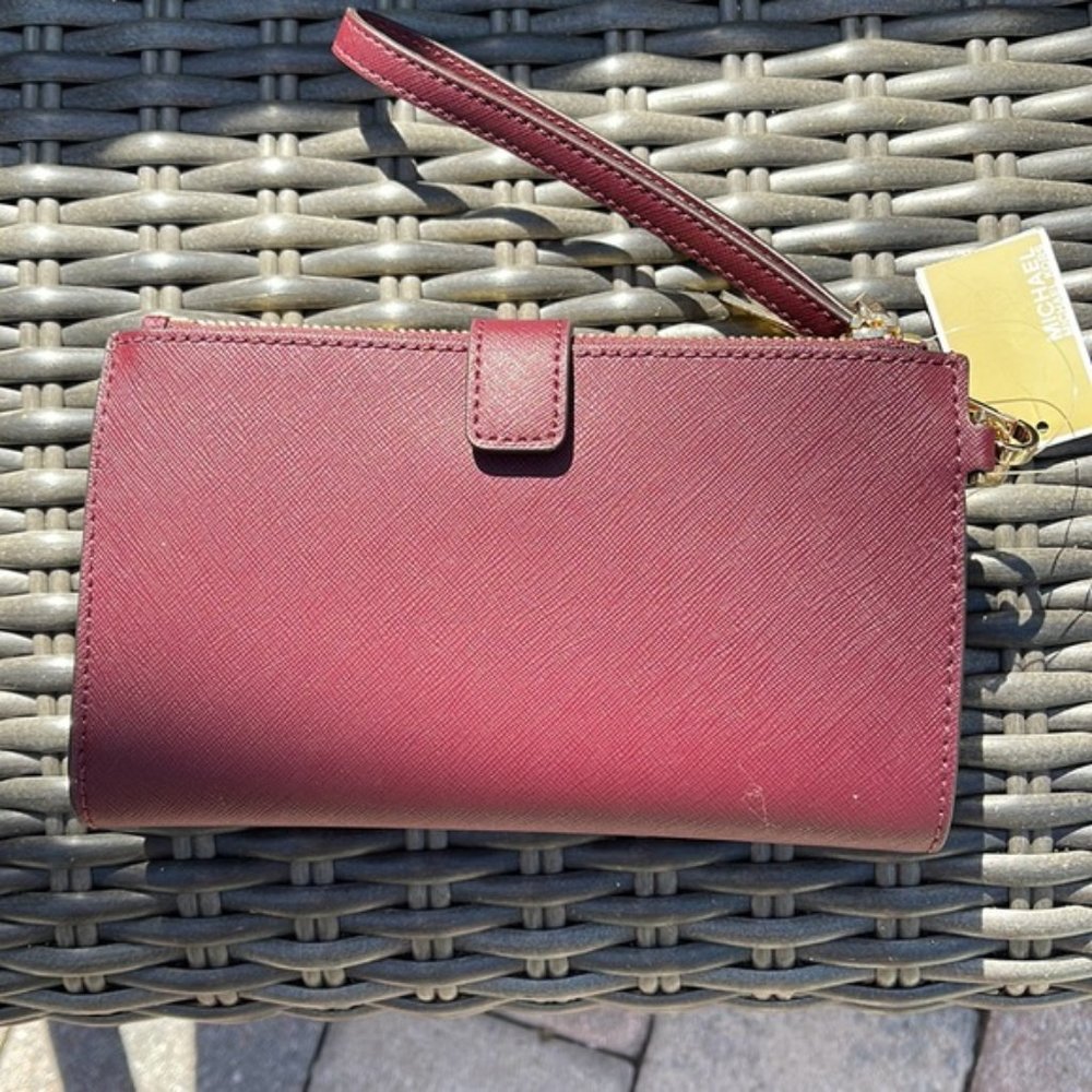 Michael Kors Jet Set Travel Large Double Zip Wristlet Wallet Merlot Leather - Picture 2 of 16